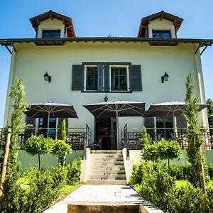 Hotel La Renaissance, Bayona
